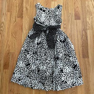 Sweet Heart Rose Summer Cotton No Sleeve Tie Back Dress Black & White Girls Sz 8